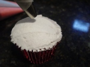 Santa Cupcake step 1 icing the cupcake