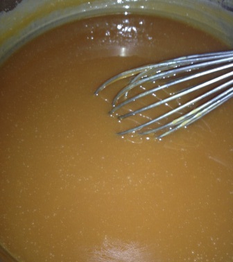 salted caramel in sauce pan